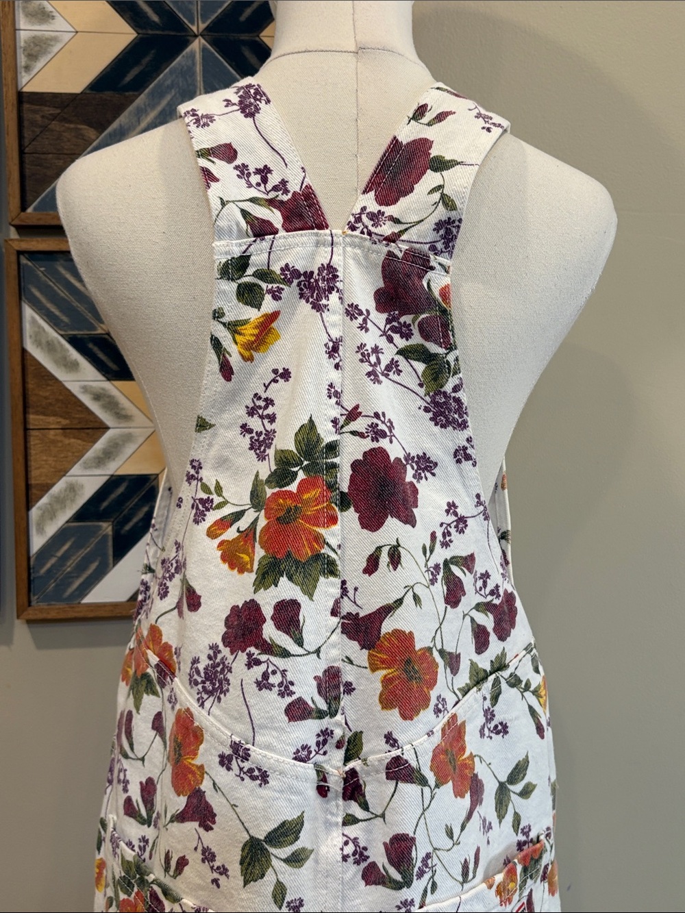 Vintage Guess 90s White Floral Cottagecore Denim Overall Dress S / M - Picture 7 of 13